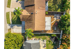 20 WINTER RIDGE CIRCLE, ORLANDO, FL 32835 Sold 12/10/25