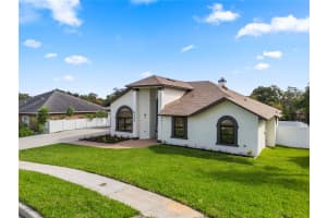 8644 SHENNA COURT, ORLANDO, FL 32818 - MLS#MFRO6356197