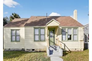 319 HOLLYWOOD AVENUE, DAYTONA BEACH, FL 32118 - MLS#MFRO6356217