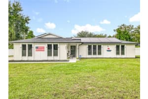 560 Saxon Blvd, DELTONA 560 Saxon Blvd, DELTONA