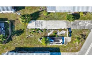 216 CAPTAINS WALK, NORTH FORT MYERS, FL 33917 - MLS#MFRO6356324