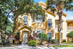 19914 VILLA CREEK DRIVE, ORLANDO, FL 32821 - MLS#MFRO6356325