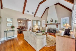 1230 GOLDEN LANE, ORLANDO, FL 32804 - MLS#MFRO6356345