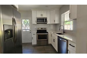 125 MILLER STREET, ORLANDO, FL 32806 - MLS#MFRO6356377