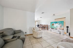 596 CRESTING OAK CIRCLE, ORLANDO, FL 32824 - MLS#MFRO6356386