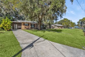 1607 LAKEVIEW AVENUE, LEESBURG, FL 34748 - MLS#MFRO6356393