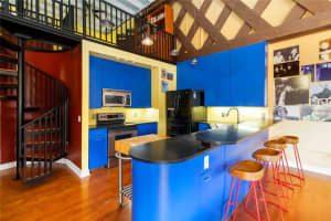 62 COLONIAL DRIVE, ORLANDO, FL 32801 - MLS#MFRO6356446