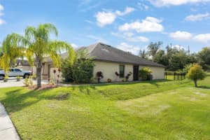 5584 MAGGIORE BOULEVARD, LAKELAND, FL 33805 - MLS#MFRO6356475