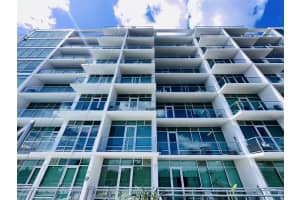 101 EOLA DRIVE, ORLANDO, FL 32801 - MLS#MFRO6356604