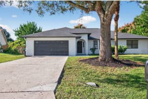 282 Awin Cir Se, PALM BAY 282 Awin Cir Se, PALM BAY