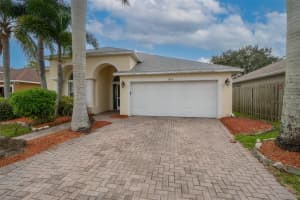 1814 LANKCASHIRE COURT, ROCKLEDGE, FL 32955 - MLS#MFRO6356705