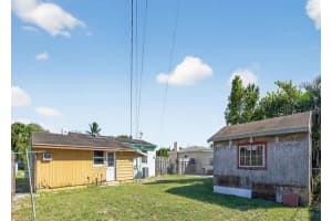 720 LOCUST STREET, WEST PALM BEACH, FL 33405 - MLS#MFRO6356711