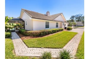 222 COACHMANS COVE, ALTAMONTE SPRINGS, FL 32701 - MLS#MFRO6356748