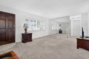 2504 DAKOTA TRAIL, FERN PARK, FL 32730 - MLS#MFRO6356793