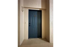 3001 LAUREL RUN LANE, KISSIMMEE, FL 34741 - MLS#MFRO6356830