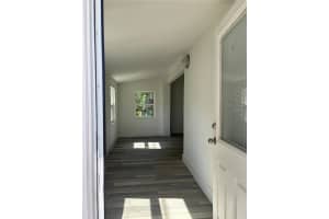 702 HILLSBORO STREET, PLANT CITY, FL 33563 - MLS#MFRO6356912