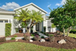 2425 GREENWILLOW DRIVE, ORLANDO, FL 32825 - MLS#MFRO6357003