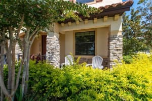 10155 EAGLE CREEK CENTER BOULEVARD, ORLANDO, FL 32832 - MLS#MFRO6357091