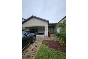2805 LAKE POINTE DRIVE, KISSIMMEE, FL 34744 - MLS#MFRO6357138