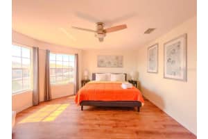 241 VISTA LOOP, DAVENPORT, FL 33897 - MLS#MFRO6357171