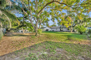 146 AVENUE C, GENEVA, FL 32732 - MLS#MFRO6357182