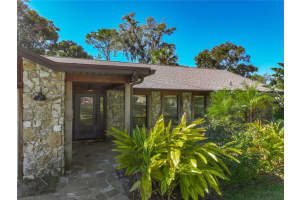 1316 CLASSIC DRIVE, LONGWOOD, FL 32779 - MLS#MFRO6357225