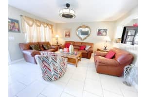 100 WINDY DUNE COURT, KISSIMMEE, FL 34743 - MLS#MFRO6357320