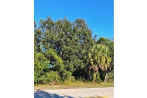 19077 COCHRAN BOULEVARD, PORT CHARLOTTE, FL 33948 - MLS#MFRO6357330