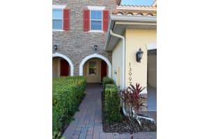 13997 HELSBY STREET, ORLANDO, FL 32832 - MLS#MFRO6357347