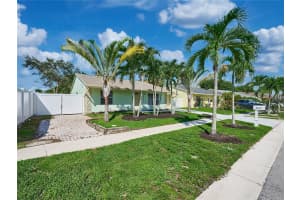5517 THURSTON AVENUE, LAKE WORTH, FL 33463 - MLS#MFRO6357377