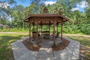 1517 MANOR WAY, DELAND, FL 32720 Sold 12/01/25