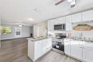 525 CONWAY ROAD, ORLANDO, FL 32807 - MLS#MFRO6357427