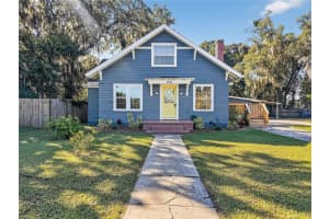 1016 WASHINGTON AVENUE, EUSTIS, FL 32726 - MLS#MFRO6357484