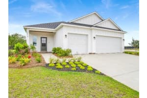 808 SUNSHOWER DRIVE, LADY LAKE, FL 32159 - MLS#MFRO6357488