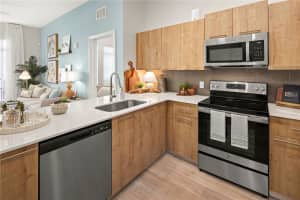 5256 INTERNATIONAL DRIVE, ORLANDO, FL 32819 - MLS#MFRO6357564