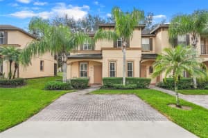 3001 CALABRIA AVENUE, DAVENPORT, FL 33897 - MLS#MFRO6357685