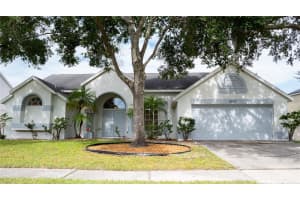1625 NEWCHAPEL DRIVE, ORLANDO, FL 32837 - MLS#MFRO6357702