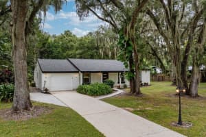 781 Riviera Dr Ne, PALM BAY