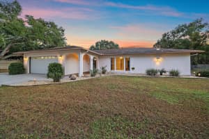 3652 OAK GROVE DRIVE, SARASOTA, FL 34243 - MLS#MFRO6357781