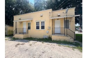 18 GOLF LINKS AVENUE, EUSTIS, FL 32726 - MLS#MFRO6357844