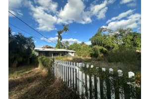 405 SEFFNER VALRICO ROAD, VALRICO, FL 33594 - MLS#MFRO6357884