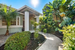 8449 ISLAND PALM CIRCLE, ORLANDO, FL 32835 - MLS#MFRO6357908