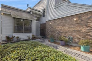 221 PINE CONE LANE, LONGWOOD, FL 32779 - MLS#MFRO6357909