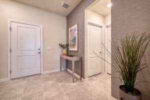 7561 OAK SPRING LN, DAVENPORT, FL 33837 - MLS#MFRO6357915