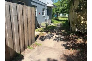 1089 DE LEON AVENUE, TITUSVILLE, FL 32780 - MLS#MFRO6357947