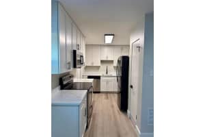 3659 LALANI WAY, SARASOTA, FL 34232 - MLS#MFRO6357955