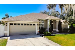 10729 OAK GLEN CIRCLE, ORLANDO, FL 32817 - MLS#MFRO6358003