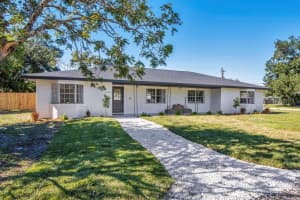 2900 MAGNOLIA AVENUE, SANFORD, FL 32773 - MLS#MFRO6358054