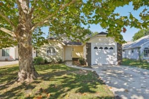 123 EDGEWATER CIR, SANFORD, FL 32773 - MLS#MFRO6358099