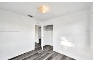 1001 16TH COURT, FORT PIERCE, FL 34950 - MLS#MFRO6358124